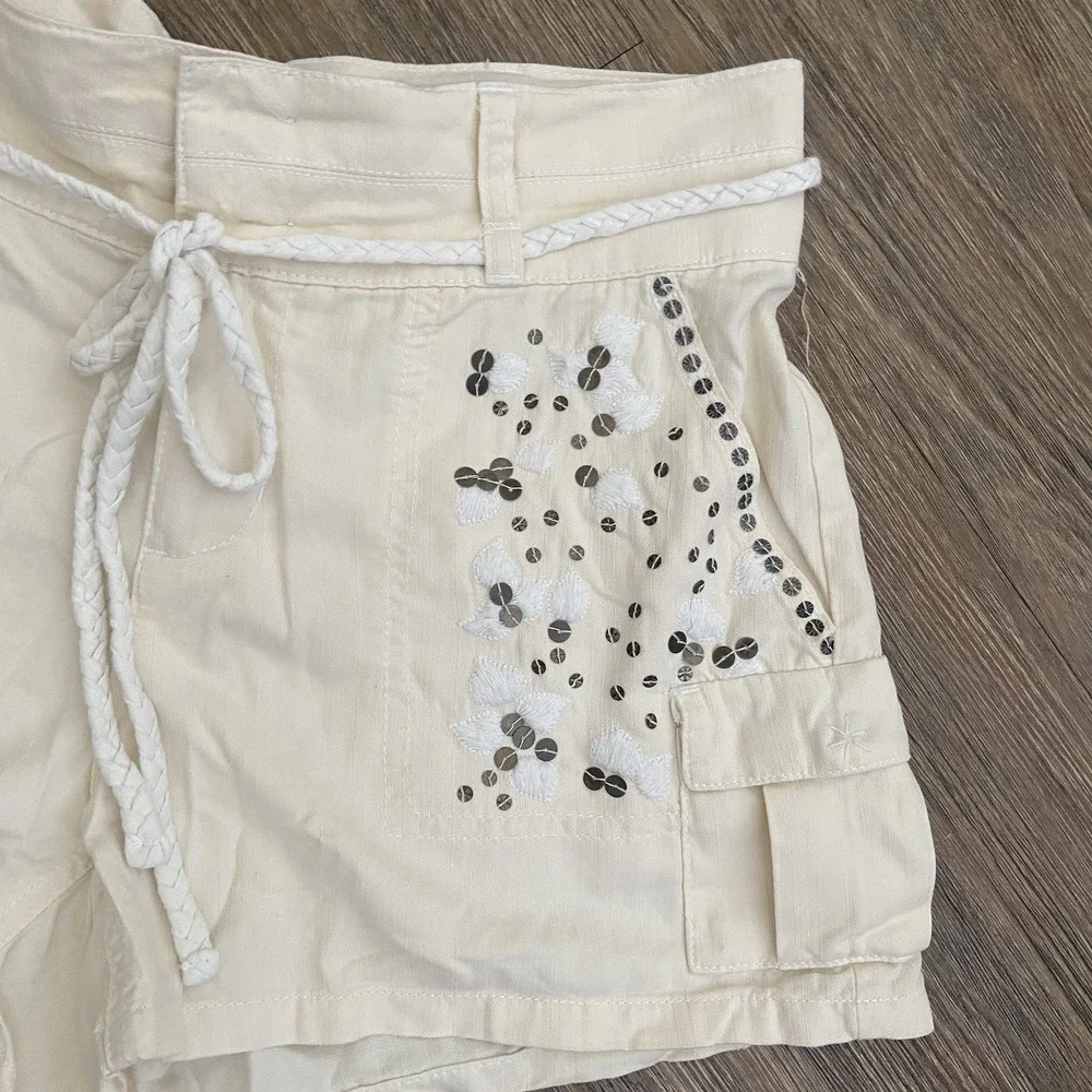 Da-Nang Cream Eyelet Sequins Silk Cotton Cargo Shorts Size Small S